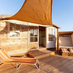 alaia-tiny-house-between-volcanoes-and-beach-breaks.hotelsfuerteventura.org/